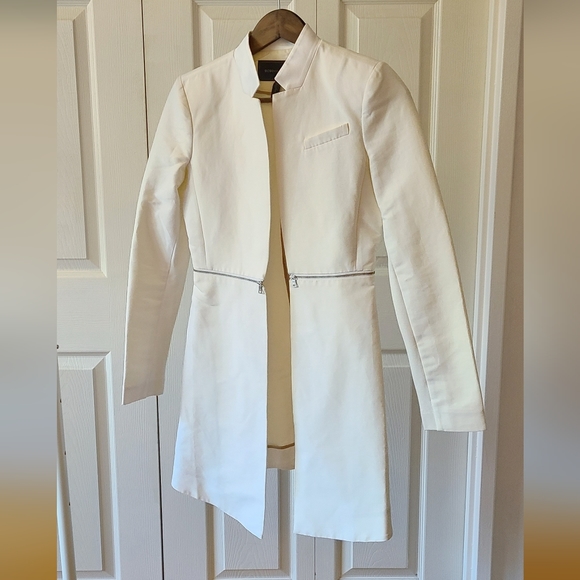 BCBG MAXAZRIA white structured blazer jacket - sz xxs - Picture 1 of 5